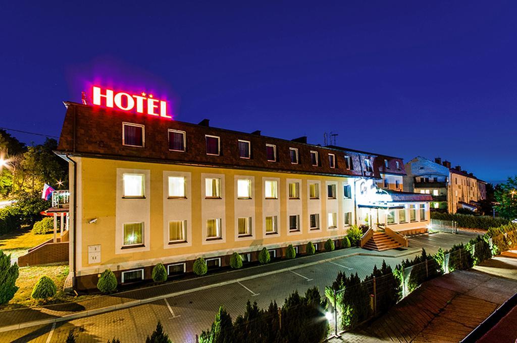 Hotel Zielonki Zielonki  Экстерьер фото